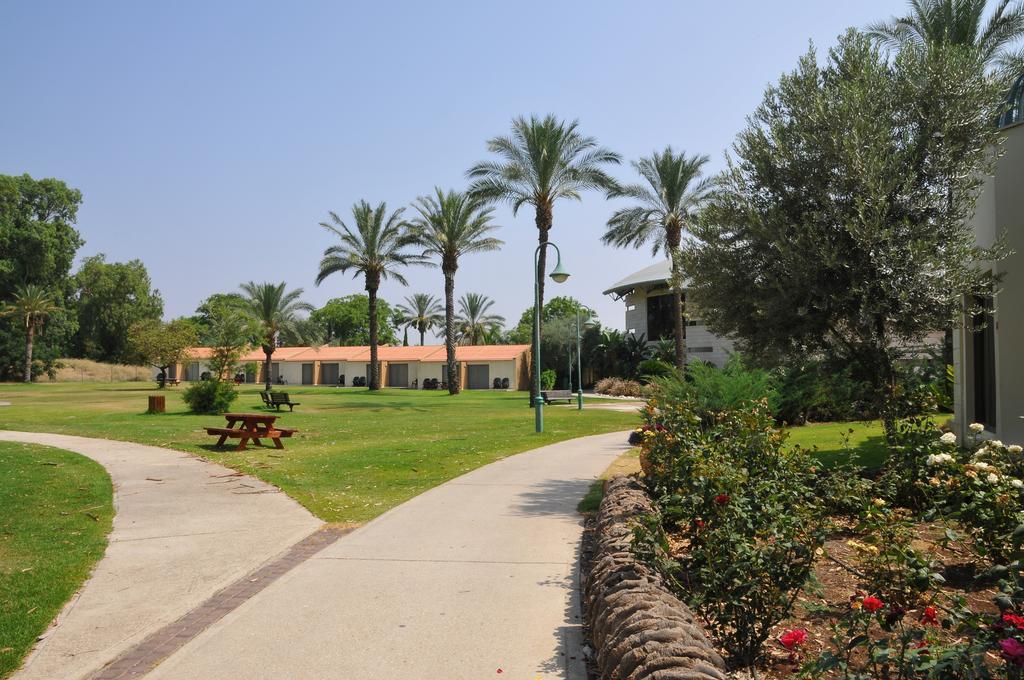Kinar Galilee Hotel Exterior photo